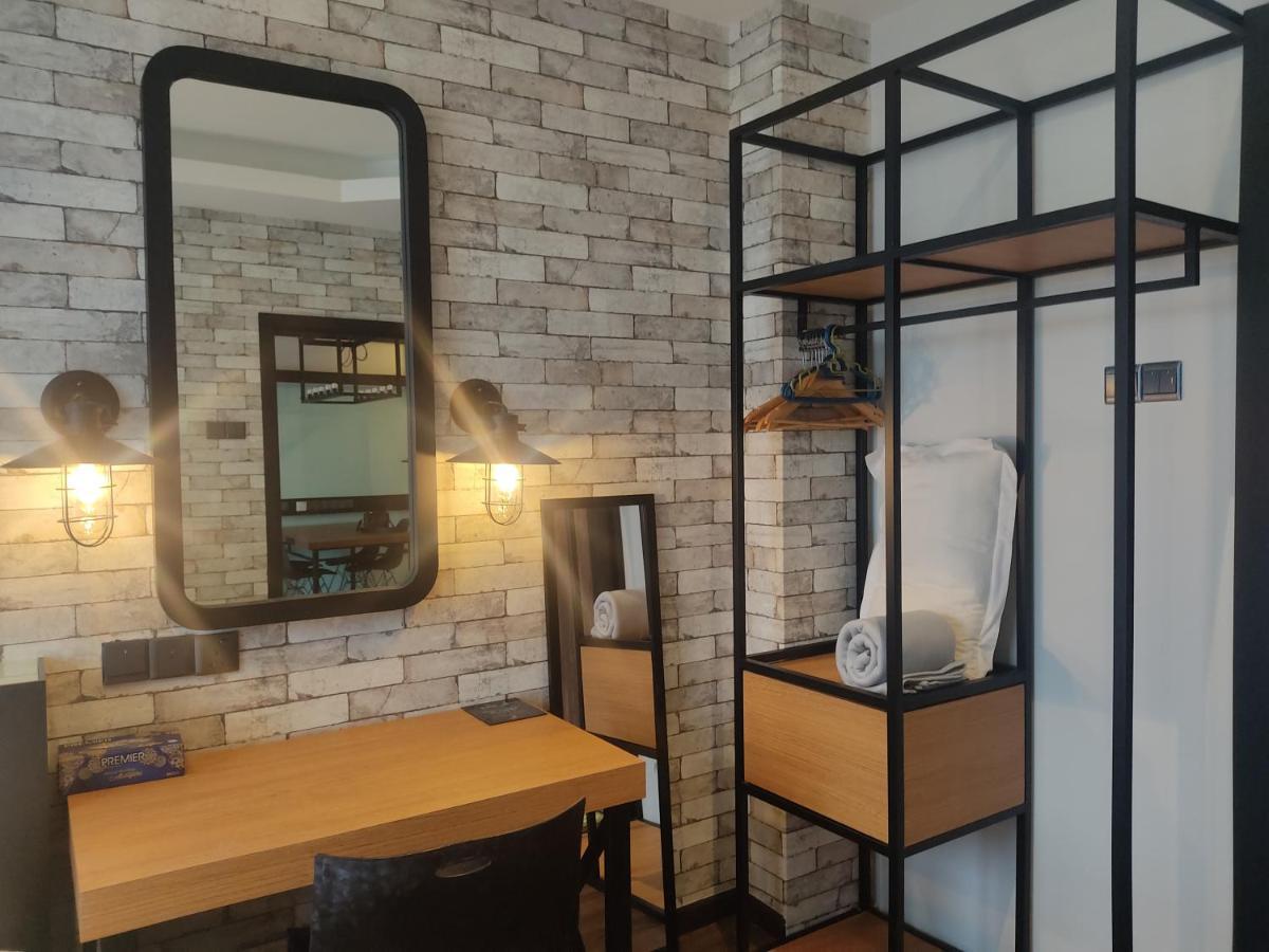 Exclusive Business Suite @ M Summit 191 Джордж Таун Екстериор снимка